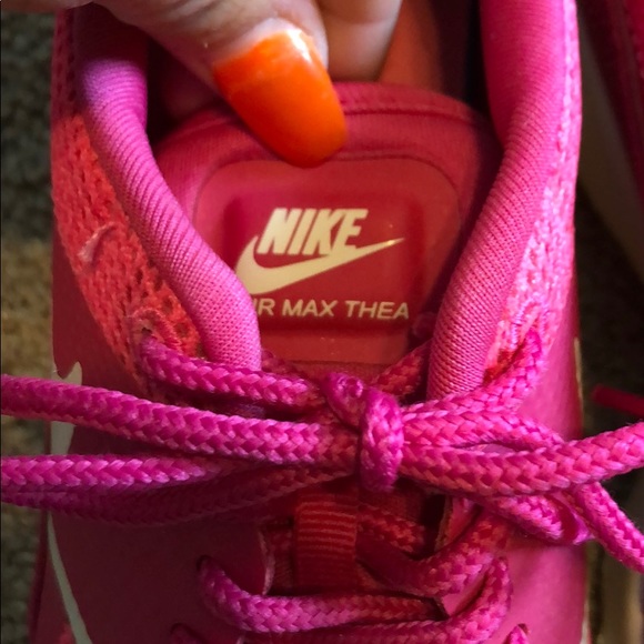 Women’s Nike Air Max Thea HOT PINK - Picture 5 of 6